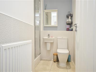 En suite Shower Room